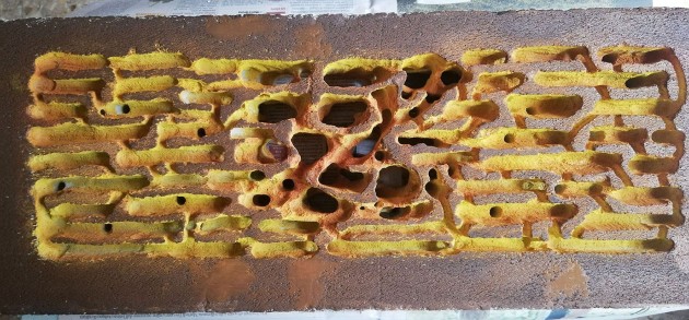 La struttura di gasbeton "nuda” con le ampie stanze centrali. Ampie per delle Lasius.